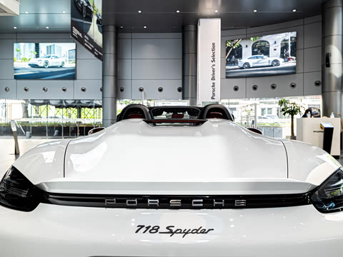 2022�� Spyder 2.0T