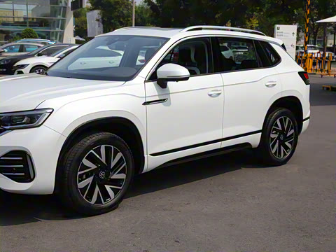 2023�� 380TSI ����R-Line���ܰ�