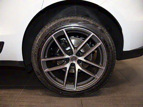 2022�� Macan 2.0T