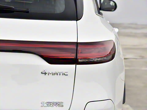 2022�� EQC 350 4MATIC