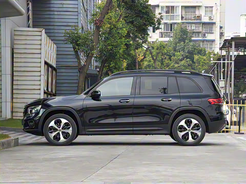 2022�� �Ŀ� GLB 200 4MATIC