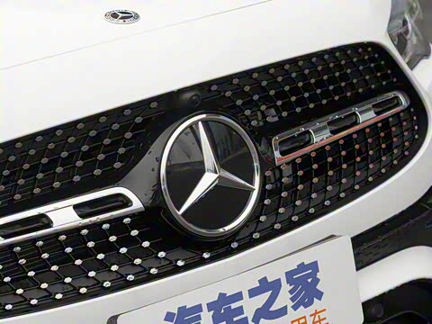 2022�� �Ŀ� GLA 200 4MATIC