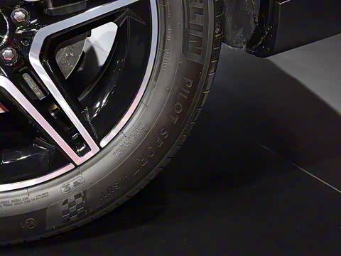 2020�� AMG GLE 53 4MATIC+