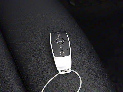 2020�� C 260 L �˶��� 4MATIC