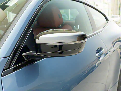 2021�� 425i M�˶���ҹ��