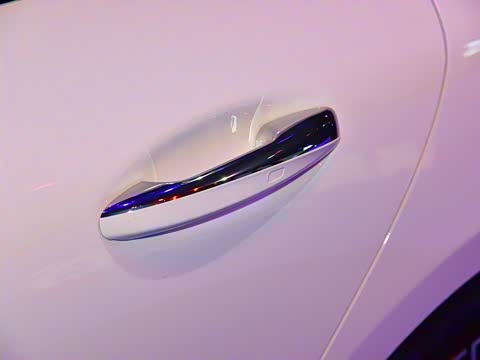 2020�� CLA 260 4MATIC ���ܳ�