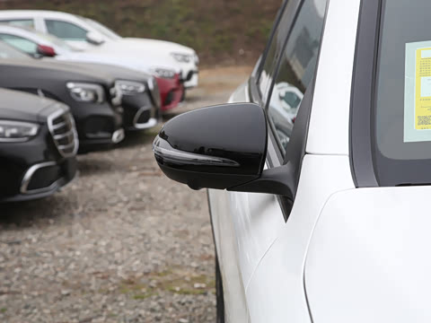 2022�� �Ŀ� GLC 260 4MATIC ����SUV