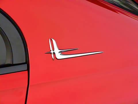 2022�� C 260 L �ҹ�˶���