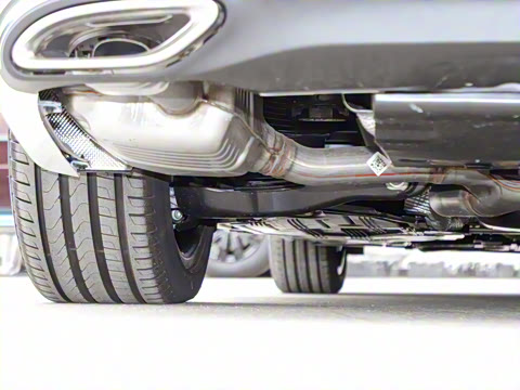 2023�� E 350 e L ���ʽ��϶����γ�