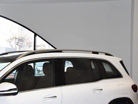 2021�� GLB 200 ������