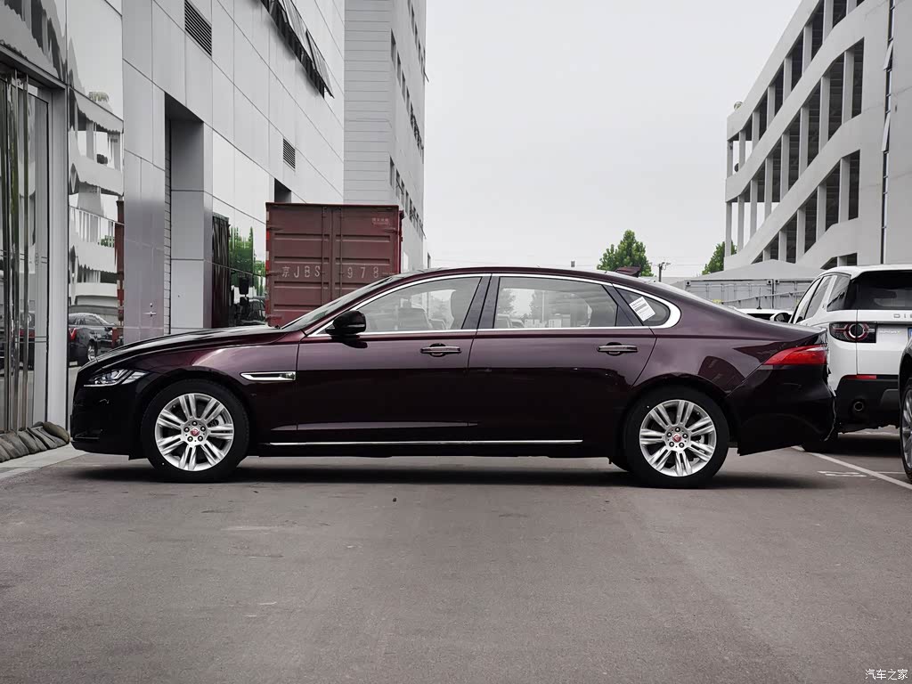 捷豹xfl 2018款 xfl 3.