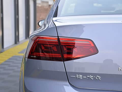 2020�� 380TSI DSG ������