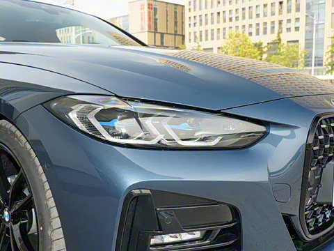 2021�� 425i M�˶���ҹ��