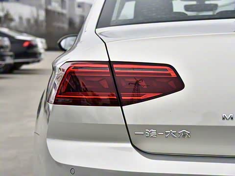 2020�� 330TSI DSG ������