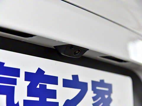 2018�� Macan 2.0T