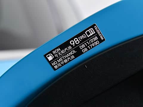 2018�� Macan 2.0T