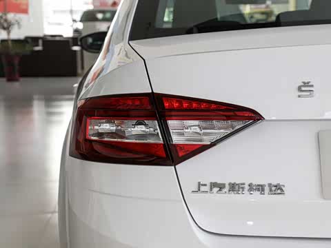 2020�� 1.5L �ֶ���׼��