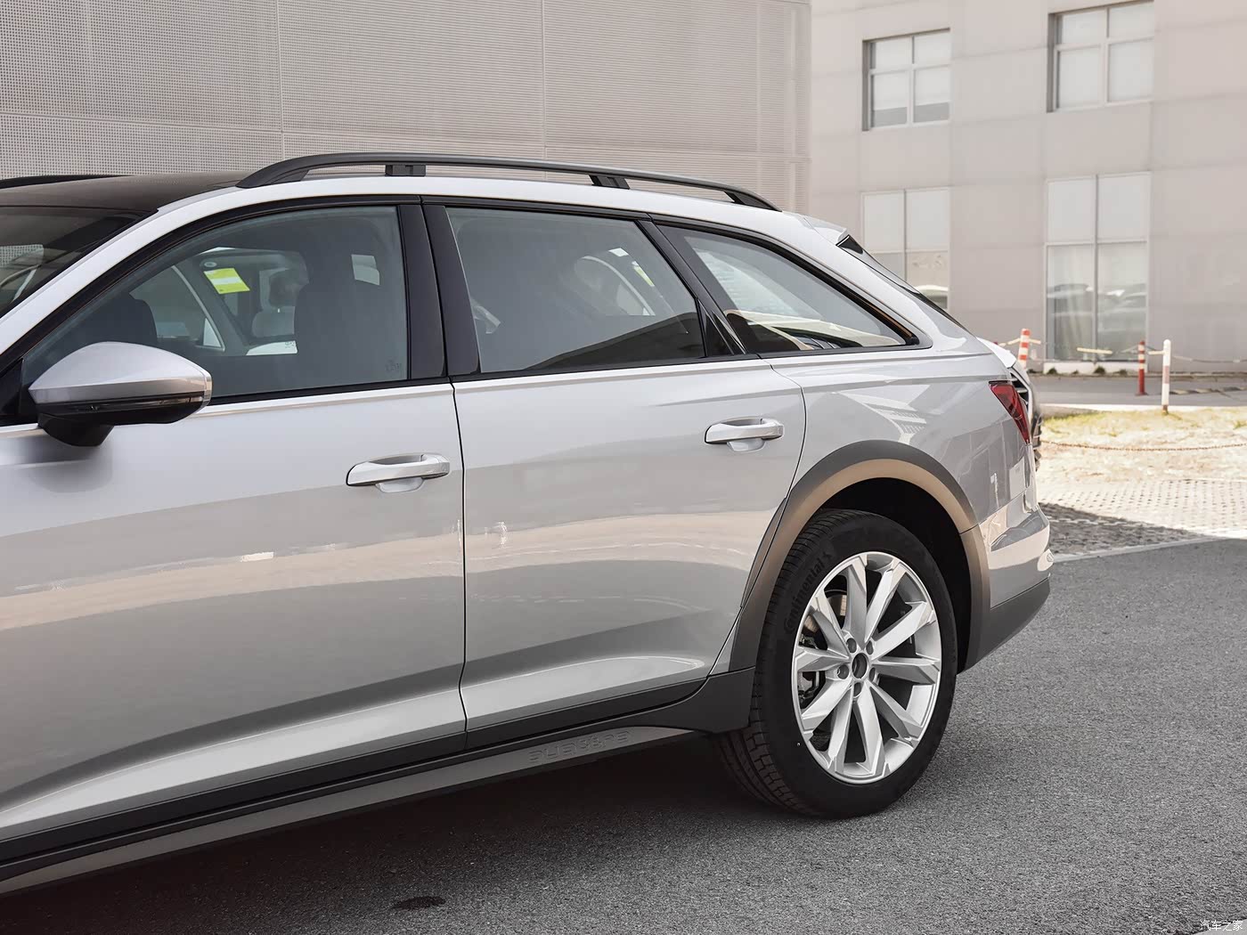 汽车之家|奥迪a6(进口)|2020款 allroad quattro 探索家 55 tfsi 尊享