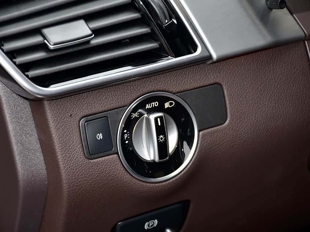 Mercedes-Benz GLS I (X166), Внедорожник 5 дв.: фото поколения