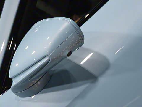 2019�� Taycan 4S