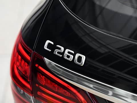 2019�� C 260 4MATIC ���нγ�
