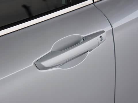 2020�� 240TURBO CVT����������