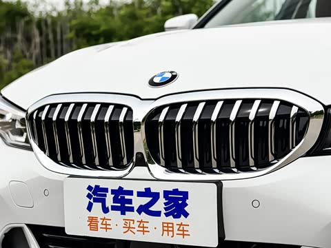 2020�� 325Li �׷���