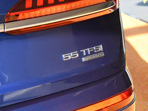 2021�� 55 TFSI quattro S line�˶���