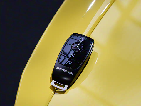 2020�� AMG CLA 35 4MATIC