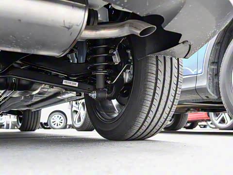 2018�� 1.5T �ֶ���Ӣ�� ��V