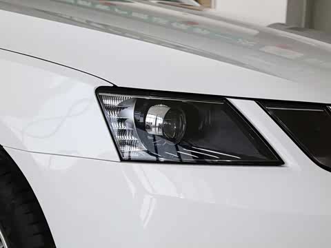 2020�� 1.5L �ֶ���׼��