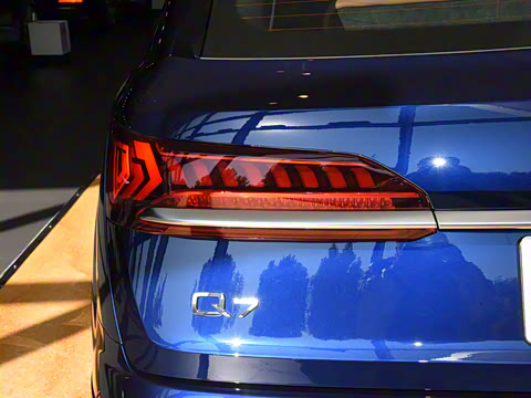 2021�� 55 TFSI quattro S line�˶���