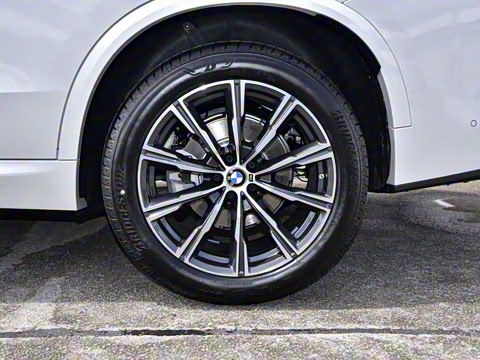 2021�� �Ŀ� xDrive30i M�˶���װ