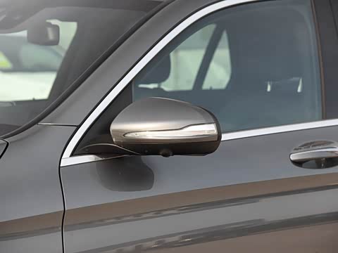 2019�� �Ŀ� GLC 260 L 4MATIC ������