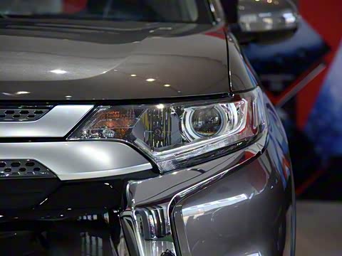 2019�� 2.0L ���������� 7�� ��V