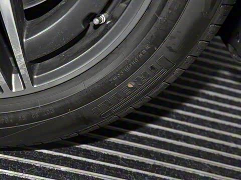 2020�� EQC 400 4MATIC