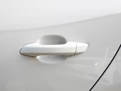 2018�� 1.5L �ֶ������澢��