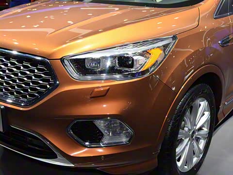 2019�� EcoBoost 245 ���������� ��V