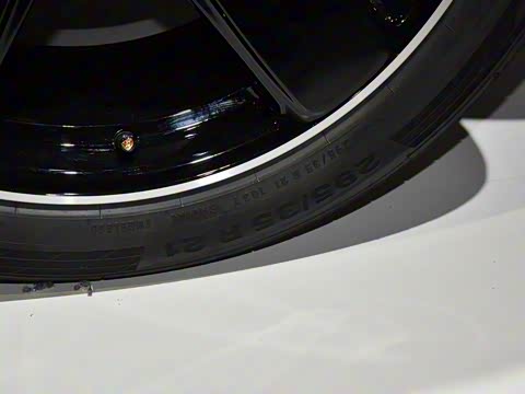 2018�� Macan 2.0T