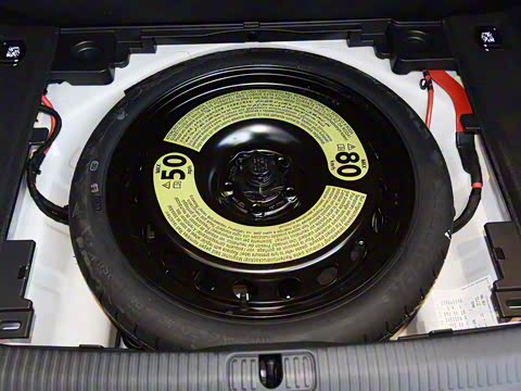 2020�� 40 TFSI quattro ����������