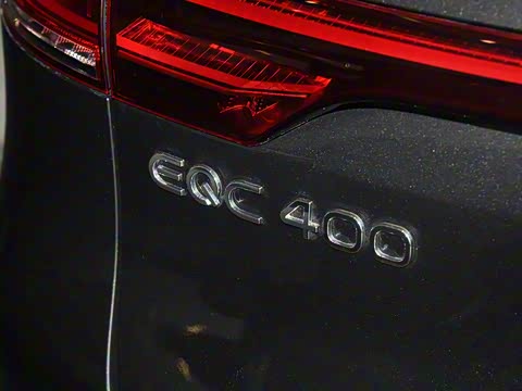 2020�� EQC 400 4MATIC