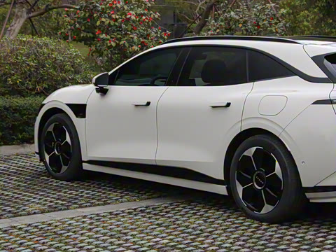 2025�� �����������Ǽݰ� 100kWh