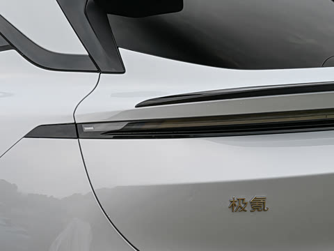 2025�� �����������Ǽݰ� 100kWh