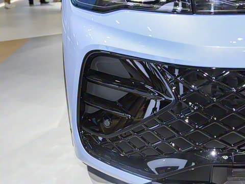 2025�� PRO 380TSI ���� R-Line �����