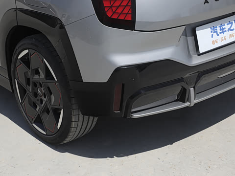 2025�� JOHN COOPER WORKS