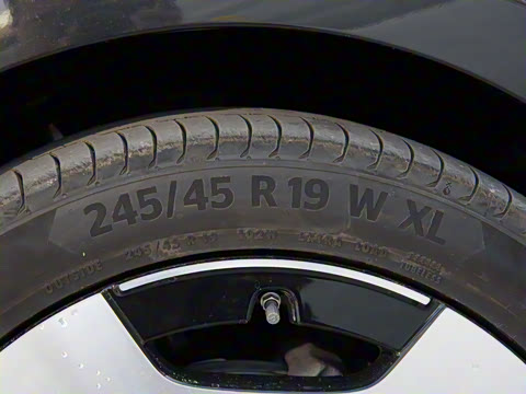 2024�� V 300 L ����������