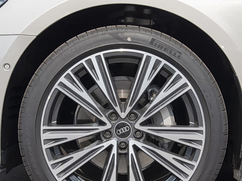 2025�� �Ŀ� 45 TFSI ��ѡ������