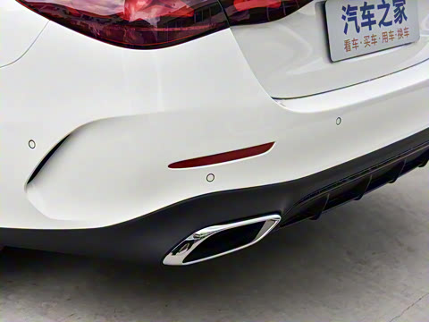 2025�� �Ŀ� E 260 �˶���