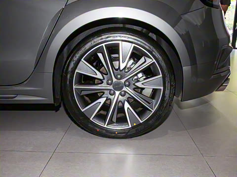 2022�� 2.0TD Plus