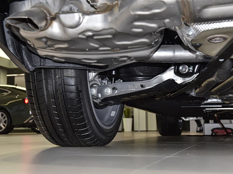 2025�� allroad quattro ̽���� 55 TFSI ����ԽҰ��